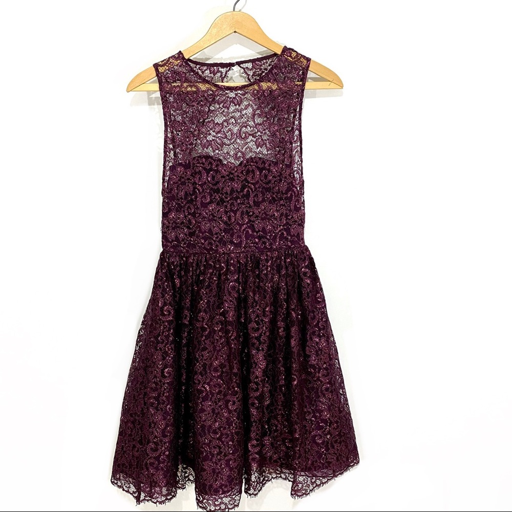 Alice & Olivia Ophelia Fit and Flare Dress - Picture 4 of 8